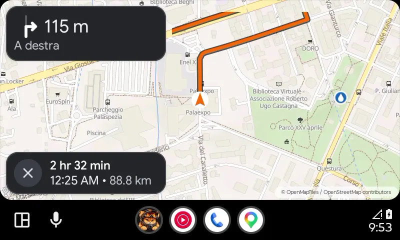 Polly Track su Android Auto: mappa offline con il percorso arancio, prossima svolta «A destra» tra 115 m, arrivo tra 2 h 32 min, 88,8 km.